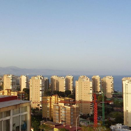 Light-Filled Apartment With Sea Views Torremolinos Eksteriør billede